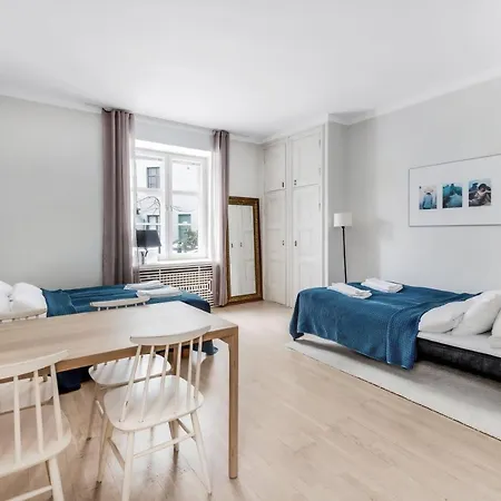 Wehost Modern Scandinavian Studio In Trendy Kallio Apartment Helsinki Exterior photo